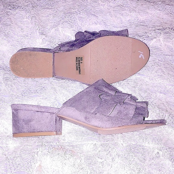 ๐So_StylishยปButtery_Soft Taupe Suede Ruffles Open-Toe Mules w/Low Block Heels - Picture 9 of 16